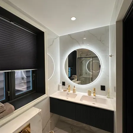 Dom wakacyjny Authentic Historic Luxury House Bergen