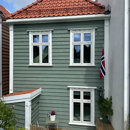 Dom wakacyjny Authentic Historic Luxury House