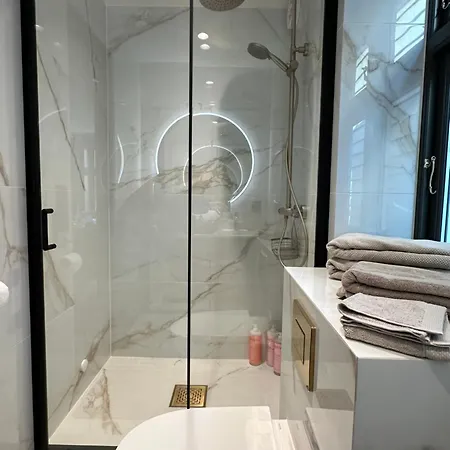 Authentic Historic Luxury House 別荘