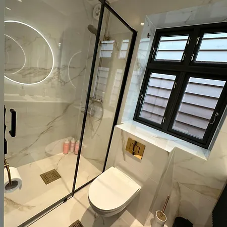 Authentic Historic Luxury House Nyaraló *